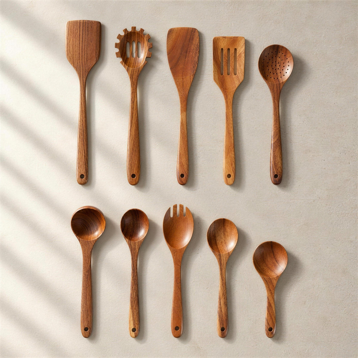 The 10-piece acacia utensil set